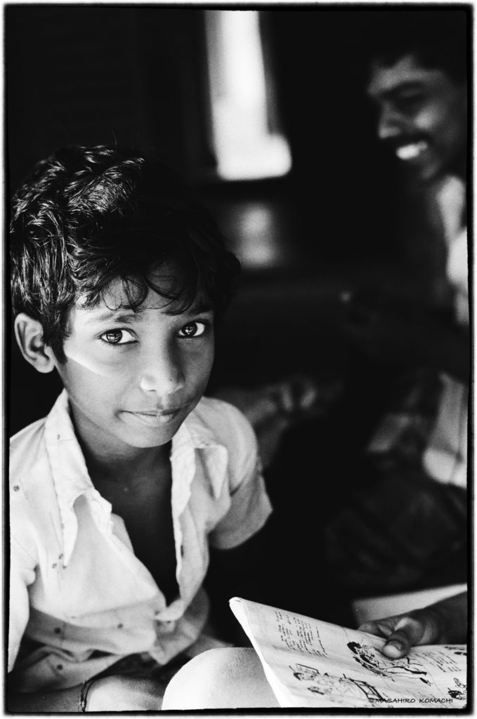 A boy with eyesight, a portrait of an Indian, a work of 1987