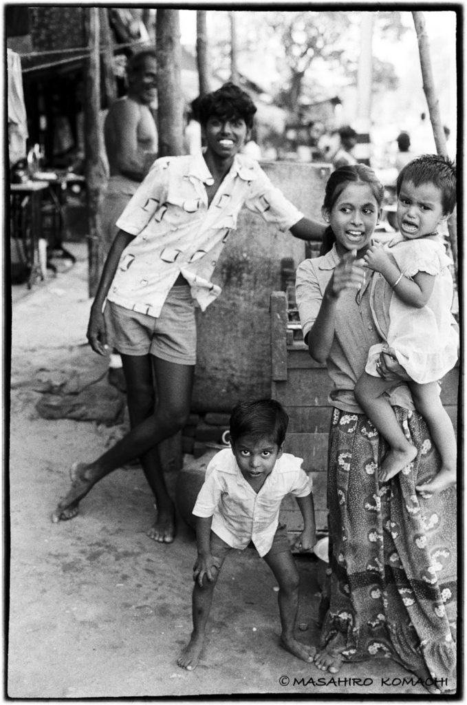 素敵な家族・インド人のポートレイト・1987年の作品